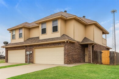 212 Ridgeway Blvd, Weatherford, TX 76086 - photo 4