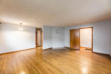 165 W Tulane Rd -6