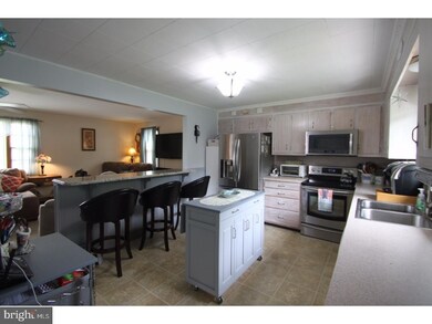 672 King Rd, Royersford, PA 19468 - photo 4