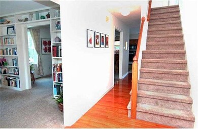 505 Dogwood Cir, Havertown, PA 19083 - photo 6