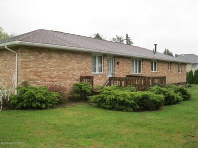 135 Frangorma Dr, Shavertown, PA 18708 - photo 2