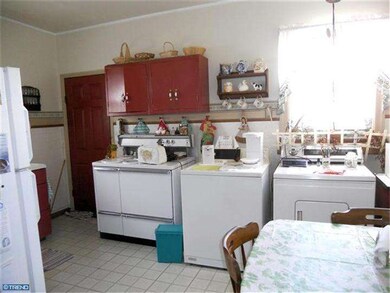 67 N Ridgeway Ave, Glenolden, PA 19036 - photo 6