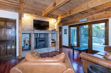 10 Pond View Cir, Oak Bluffs, MA 02568 - photo 6