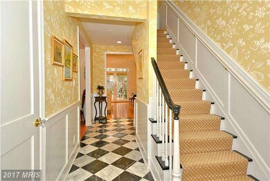 3545 Hamlet Place, Chevy Chase, MD 20815 - photo 4