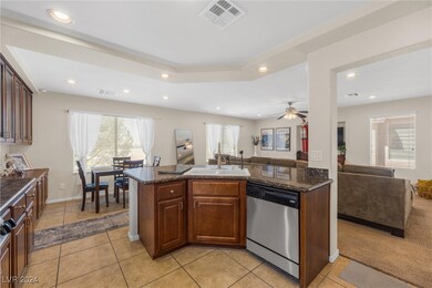 8447 Summers Ranch Ct, Las Vegas, NV 89139 - photo 7