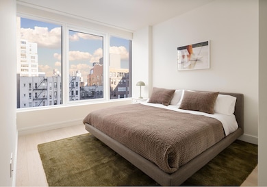 200 East 20th - 200 E 20th St unit 5 D, New York, NY 10003 - photo 4