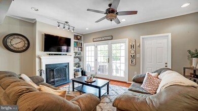 806 S Sharp St, Baltimore, MD 21230 - photo 5