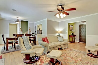 Living / Dining Combo