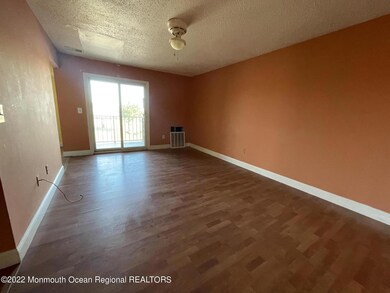 98 Beachway Ave unit 7, Keansburg, NJ 07734 - photo 7