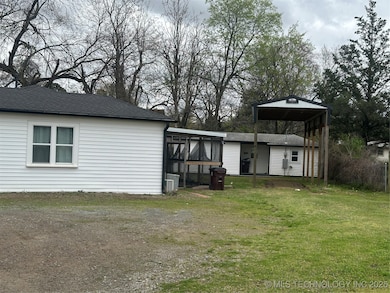 CUTE 1-BED 1-BATH APARTMENT WITH KITCHEN AND LAUND