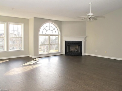 331 Mill Pond Dr unit 331, Winston Salem, NC 27106 - photo 4