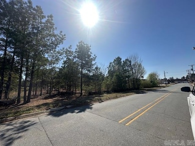 210 Dell Dr, Bryant, AR 72022 - photo 4