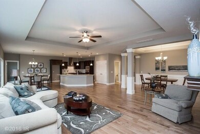 9432 Rushbrook Dr, Johnston, IA 50131 - photo 4