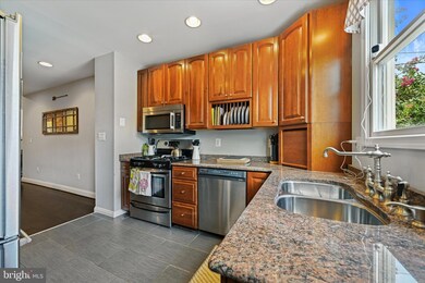 133 N Lakewood Ave, Baltimore, MD 21224 - photo 6