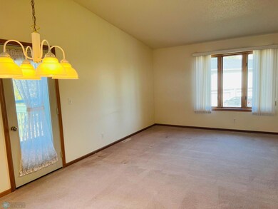 din to liv room.jpg