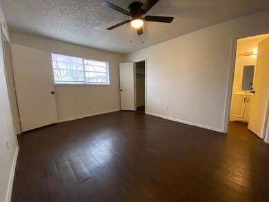1310 54th St unit 5, Lubbock, TX 79412 - photo 6