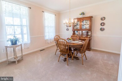 727 Rustling Leaf Ct, Sykesville, MD 21784 - photo 4