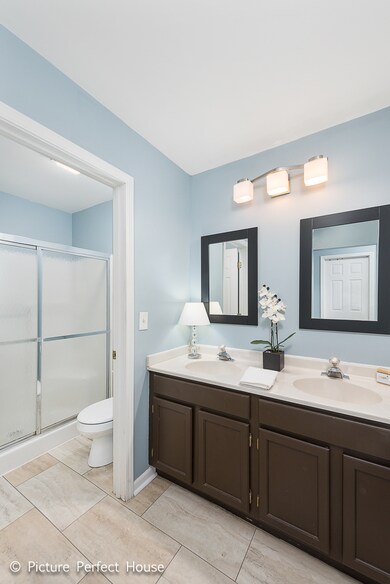 3816 Petra Ct, Naperville, IL 60564 - photo 7