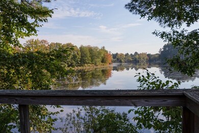 31 S Buffumville Shore Rd, Charlton, MA 01507 - photo 4