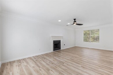 4990 Windsor Downs Dr, Decatur, GA 30035 - photo 5