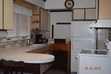 2222 Mapleview Ave, Portage, MI 49024 - photo 3