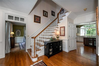 Fine architectural details throughout