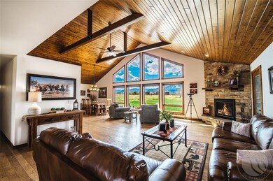 Vaulted ceilings and floor to ceiling windows perf