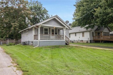1134 Seneca Ave, Des Moines, IA 50313 - photo 2