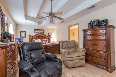 512 Tulip Cir, Alamo, TX 78516 - photo 5