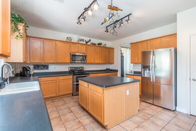 7) KITCHEN