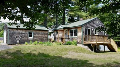 581 East Side View