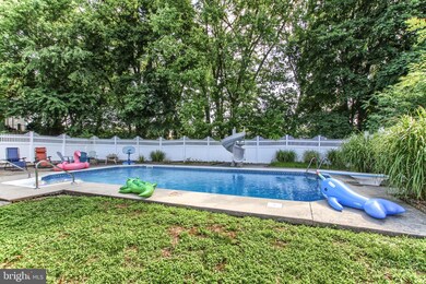 6479 Ann St, Harrisburg, PA 17111 - photo 2