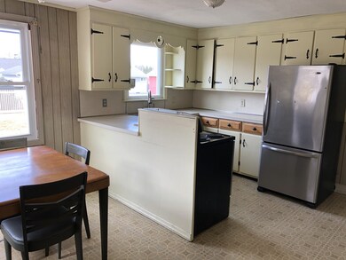 68 Van Horn St, Chicopee, MA 01013 - photo 6