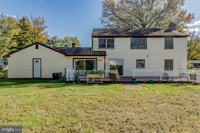 39 Club House Dr, Willingboro, NJ 08046 - photo 4