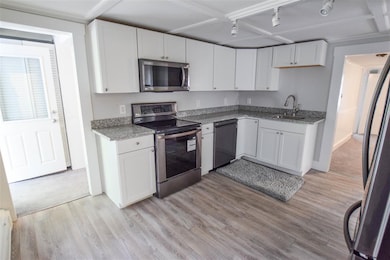 72 Main St, Ashland, NH 03217 - photo 6