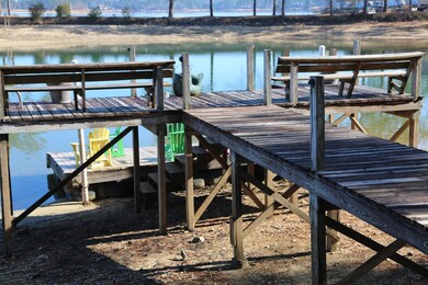 Dock
