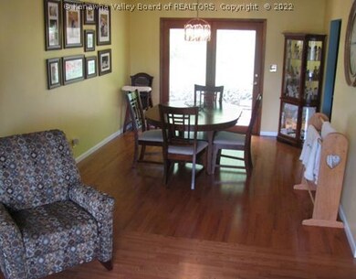 89 Mannon Dr, Alum Creek, WV 25003 - photo 4