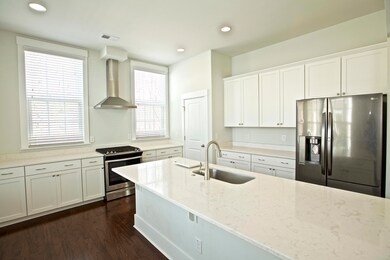 Kitchen close