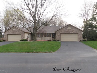 8763 Lindsey Ln SW unit 42, Byron Center, MI 49315 - photo 4
