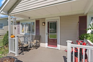 805 Elmwood Ave, New Albany, IN 47150 - photo 6