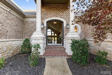 16906 Bottlebrush Ct, Chesterfield, MO 63005 - photo 3