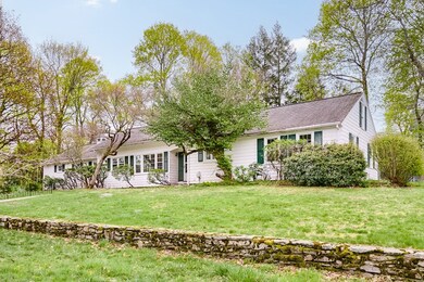 9 Fenimore Rd, Worcester, MA 01609 - photo 2