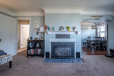 1005 4th St-9