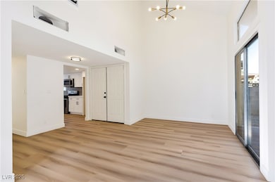 2332 Valley Dr, Las Vegas, NV 89108 - photo 7