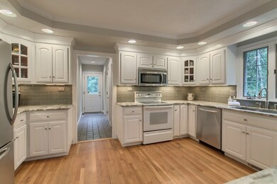 43 Oxbow Cir, North Andover, MA 01845 - photo 5