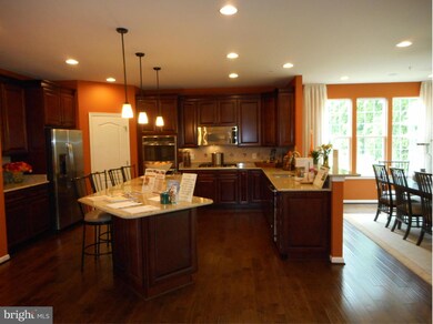 6609 Senecca Ln, Sykesville, MD 21784 - photo 5