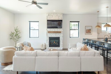 Living Room with Gas Fireplace