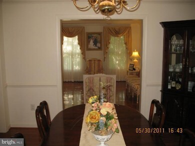 13593 Melville Ln, Chantilly, VA 20151 - photo 3