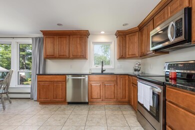 7 Pond View Rd Cape Elizabeth-large-008-
