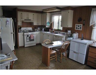 28 Crockett Point Rd, Tremont, ME 04612 - photo 4